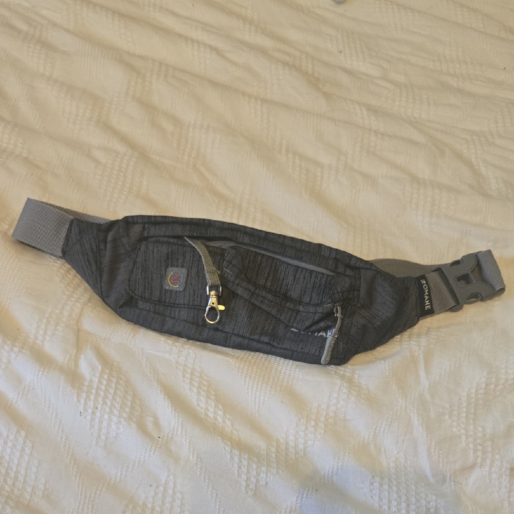 Zomake Greyish/Black Crossbody Fanny for Women Or Men
